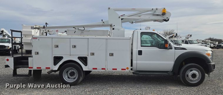image for item ET1132 2012 Ford F550 Super Duty XL bucket truck