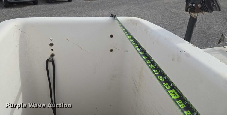 image for item ET1132 2012 Ford F550 Super Duty XL bucket truck