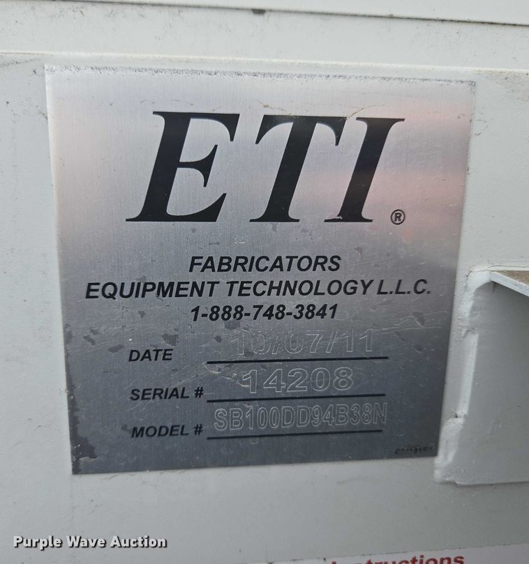 image for item ET1132 2012 Ford F550 Super Duty XL bucket truck