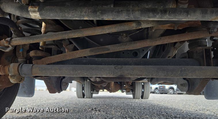 image for item ET1132 2012 Ford F550 Super Duty XL bucket truck