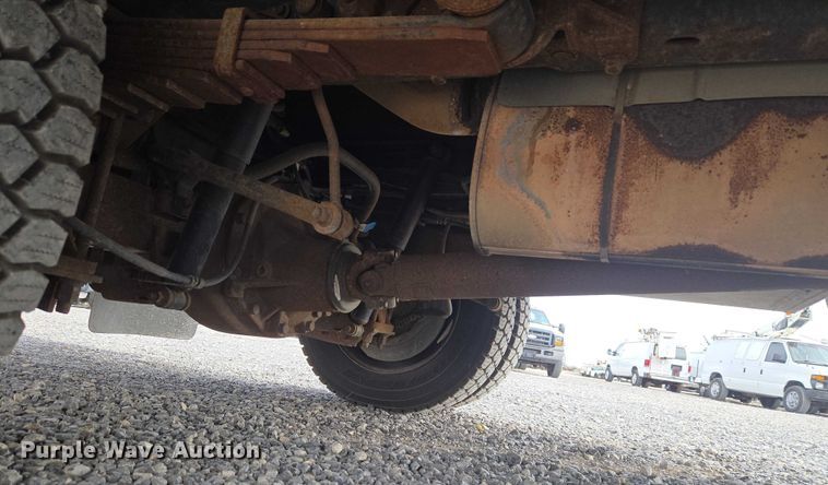 image for item ET1132 2012 Ford F550 Super Duty XL bucket truck