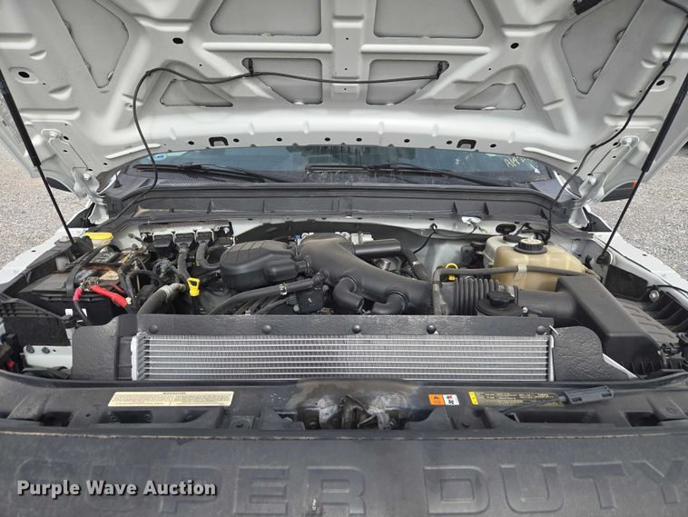 image for item ET1132 2012 Ford F550 Super Duty XL bucket truck