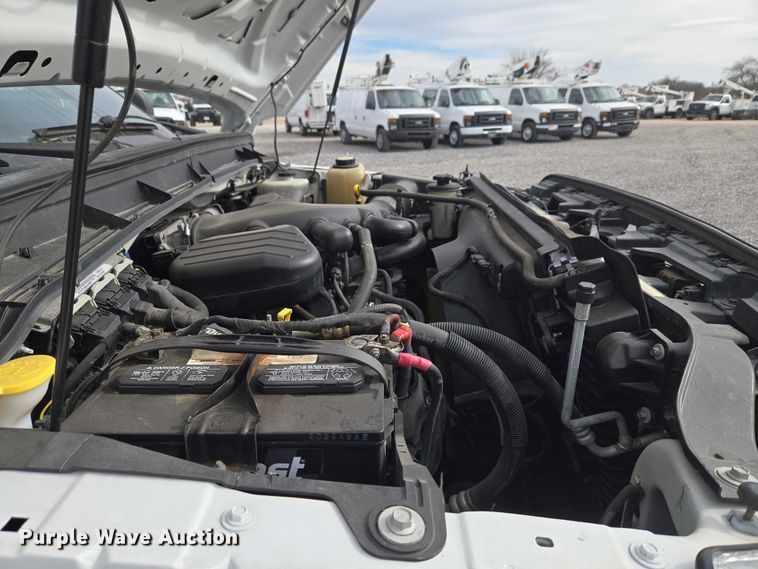 image for item ET1132 2012 Ford F550 Super Duty XL bucket truck