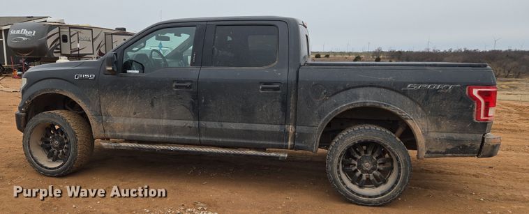 image for item ET1174 2016 Ford F150 XLT Crew Cab pickup truck