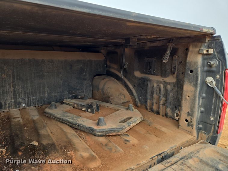 image for item ET1174 2016 Ford F150 XLT Crew Cab pickup truck