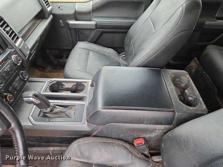 image for item ET1174 2016 Ford F150 XLT Crew Cab pickup truck