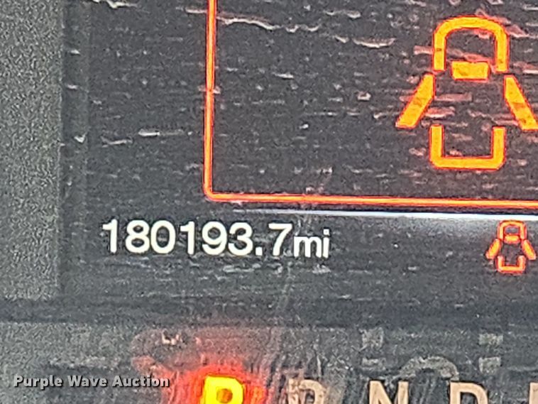 image for item ET1174 2016 Ford F150 XLT Crew Cab pickup truck