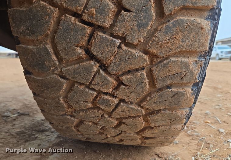 image for item ET1174 2016 Ford F150 XLT Crew Cab pickup truck