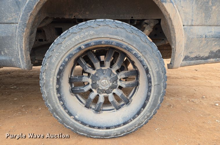 image for item ET1174 2016 Ford F150 XLT Crew Cab pickup truck