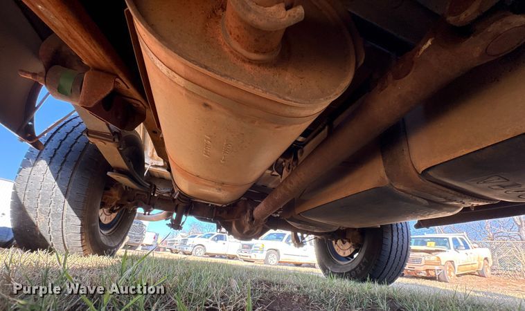 image for item ET1178 2004 GMC Sierra 1500 Ext. Cab pickup truck