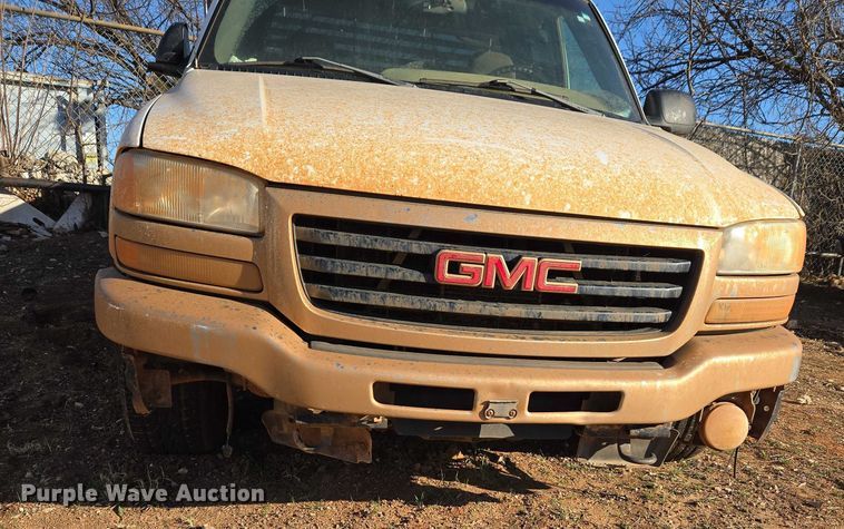 image for item ET1179 2006 GMC Sierra 1500 Ext. Cab pickup truck