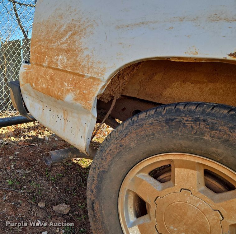 image for item ET1179 2006 GMC Sierra 1500 Ext. Cab pickup truck