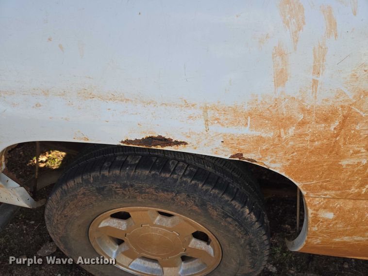 image for item ET1179 2006 GMC Sierra 1500 Ext. Cab pickup truck