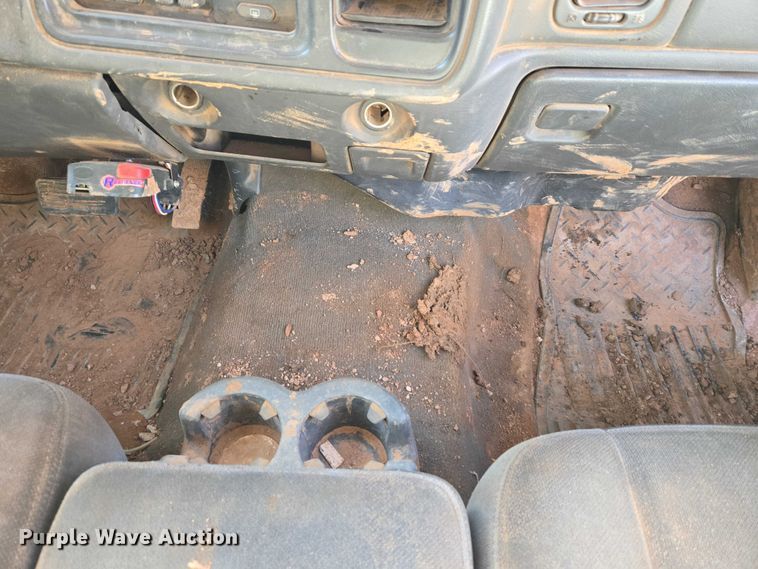 image for item ET1179 2006 GMC Sierra 1500 Ext. Cab pickup truck