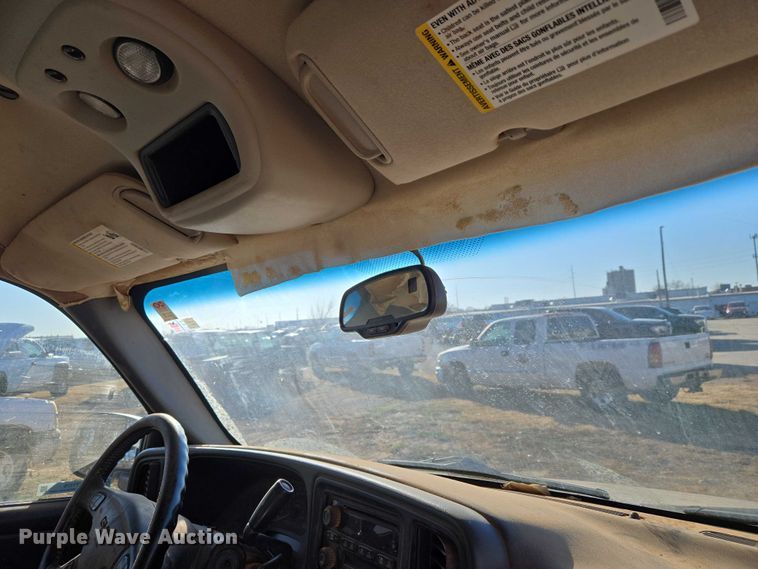 image for item ET1179 2006 GMC Sierra 1500 Ext. Cab pickup truck