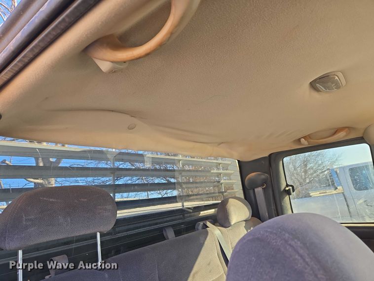 image for item ET1179 2006 GMC Sierra 1500 Ext. Cab pickup truck