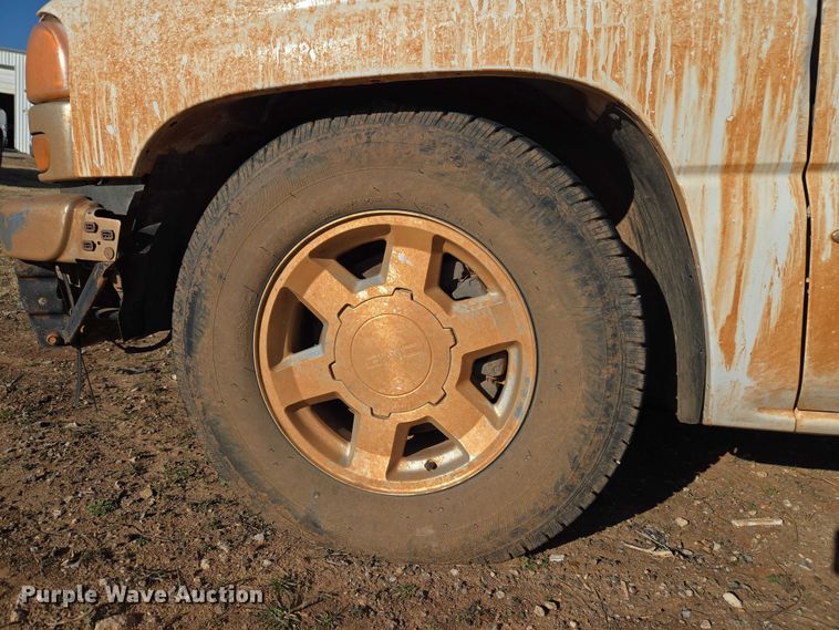 image for item ET1179 2006 GMC Sierra 1500 Ext. Cab pickup truck