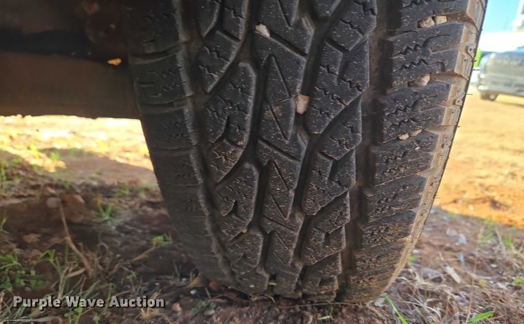 image for item ET1179 2006 GMC Sierra 1500 Ext. Cab pickup truck