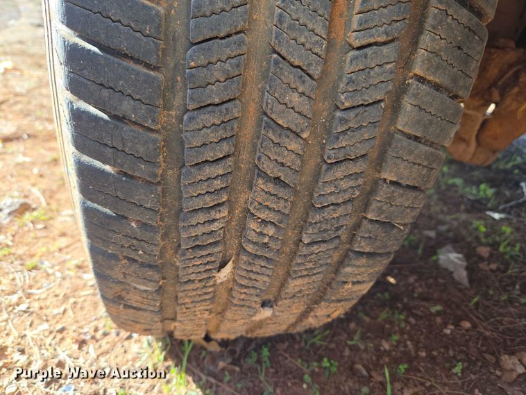 image for item ET1179 2006 GMC Sierra 1500 Ext. Cab pickup truck