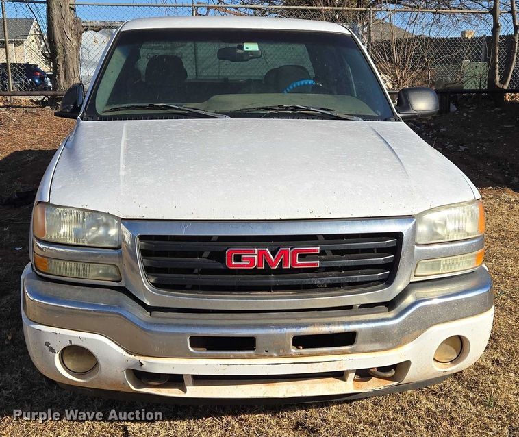 image for item ET1180 2006 GMC Sierra 1500 Ext. Cab pickup truck