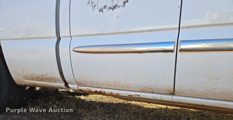 image for item ET1180 2006 GMC Sierra 1500 Ext. Cab pickup truck