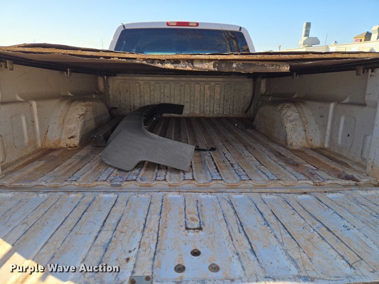 image for item ET1180 2006 GMC Sierra 1500 Ext. Cab pickup truck