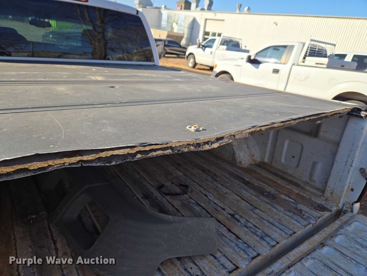 image for item ET1180 2006 GMC Sierra 1500 Ext. Cab pickup truck