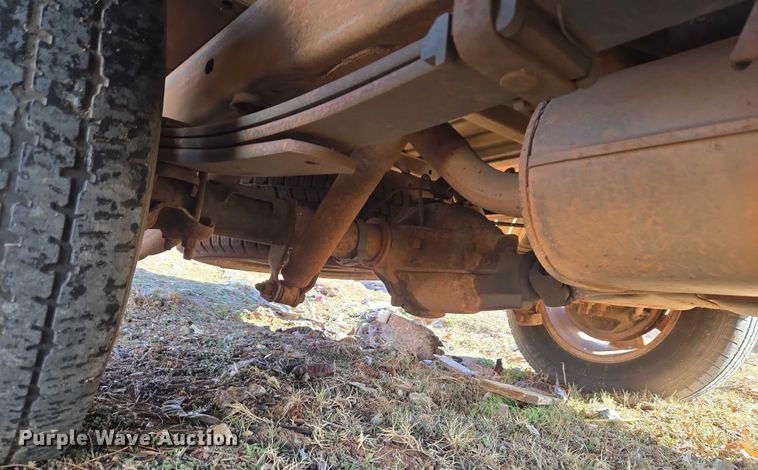 image for item ET1180 2006 GMC Sierra 1500 Ext. Cab pickup truck