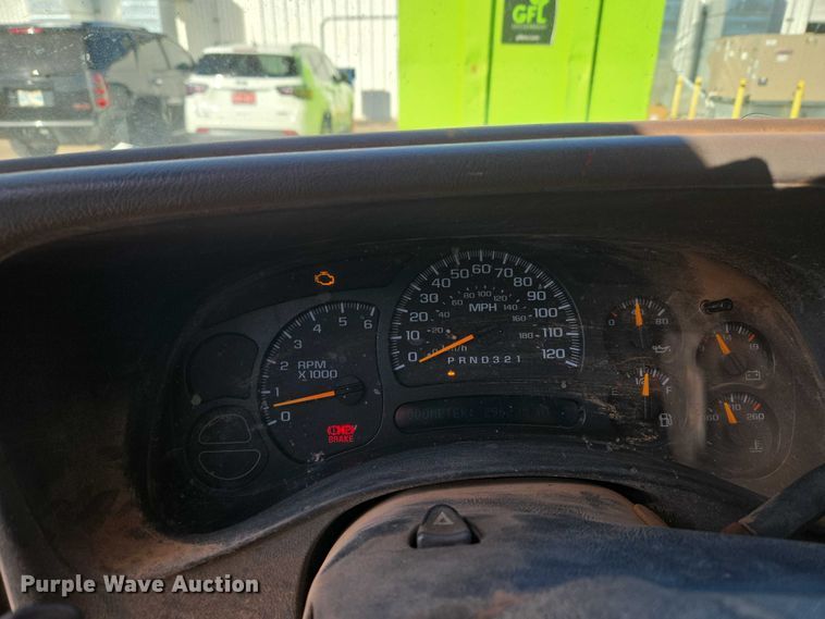 image for item ET1180 2006 GMC Sierra 1500 Ext. Cab pickup truck