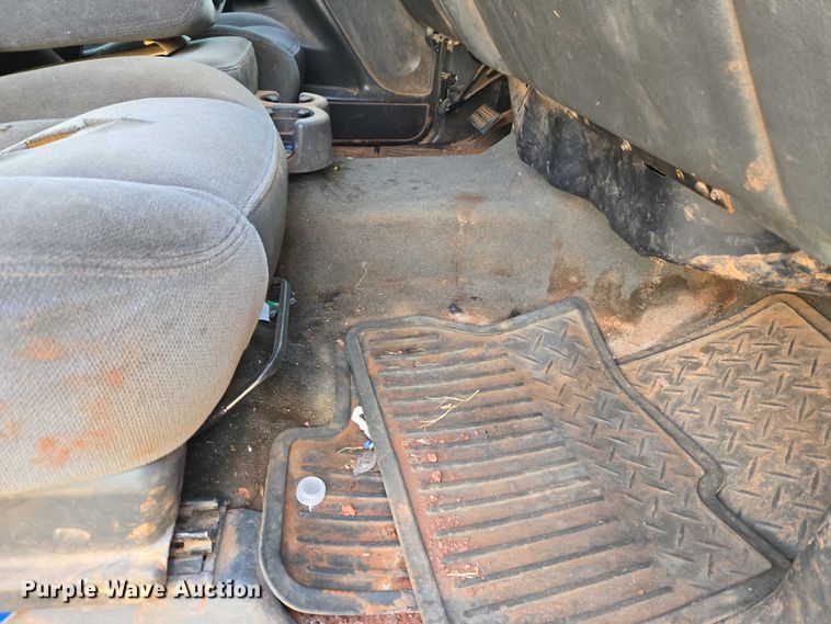 image for item ET1180 2006 GMC Sierra 1500 Ext. Cab pickup truck