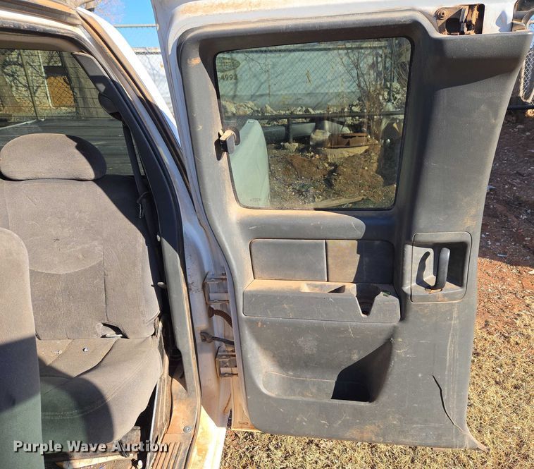 image for item ET1180 2006 GMC Sierra 1500 Ext. Cab pickup truck