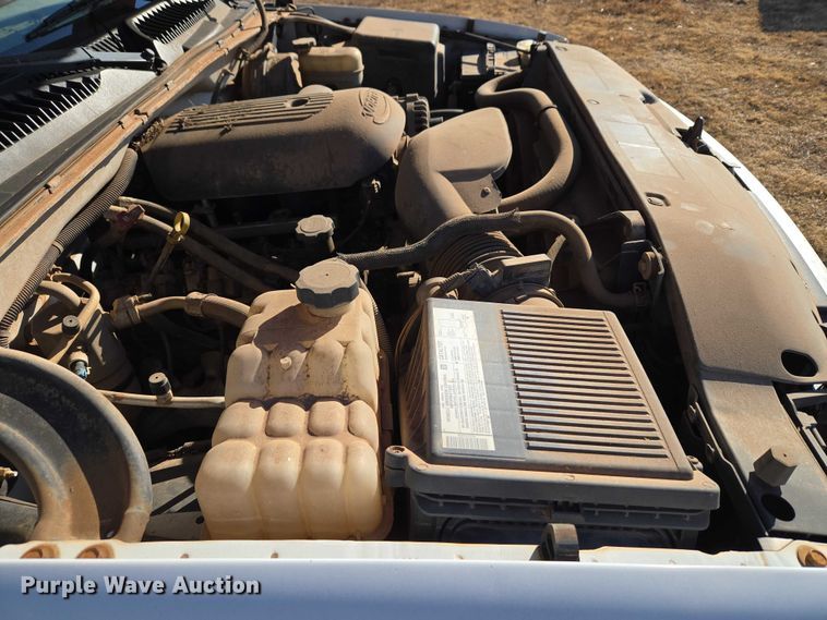 image for item ET1180 2006 GMC Sierra 1500 Ext. Cab pickup truck