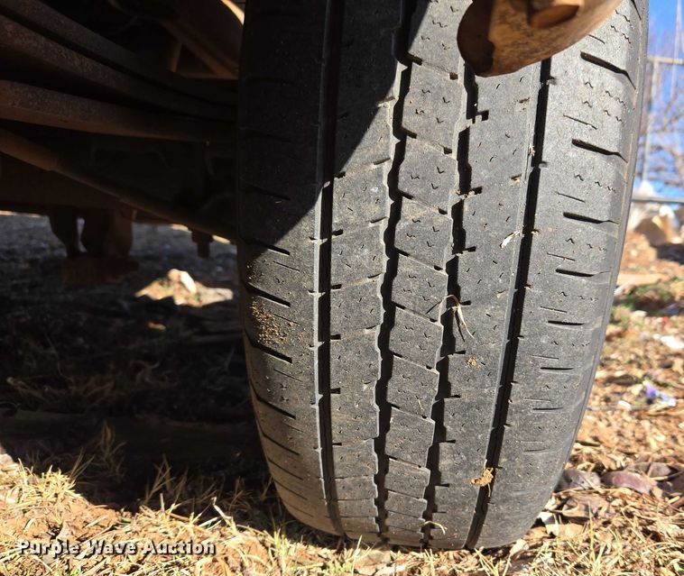 image for item ET1180 2006 GMC Sierra 1500 Ext. Cab pickup truck