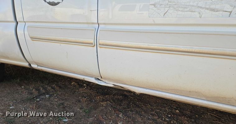 image for item ET1181 2004 Chevrolet Silverado 1500 Ext. Cab pickup truck