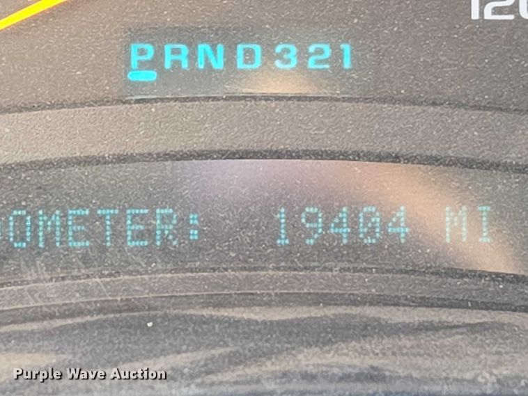 image for item ET1181 2004 Chevrolet Silverado 1500 Ext. Cab pickup truck