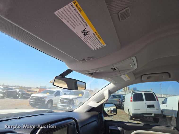 image for item ET1182 2019 Chevrolet Silverado 1500 Ext. Cab pickup truck