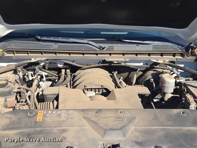 image for item ET1182 2019 Chevrolet Silverado 1500 Ext. Cab pickup truck