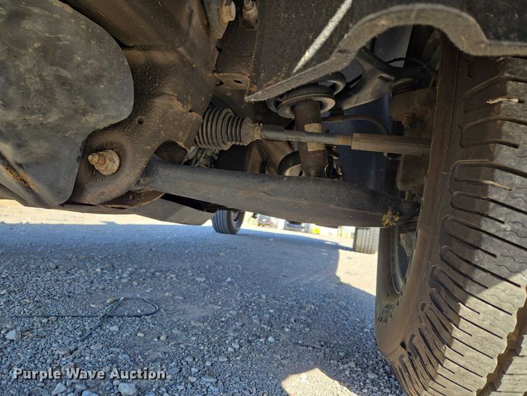 image for item ET1182 2019 Chevrolet Silverado 1500 Ext. Cab pickup truck