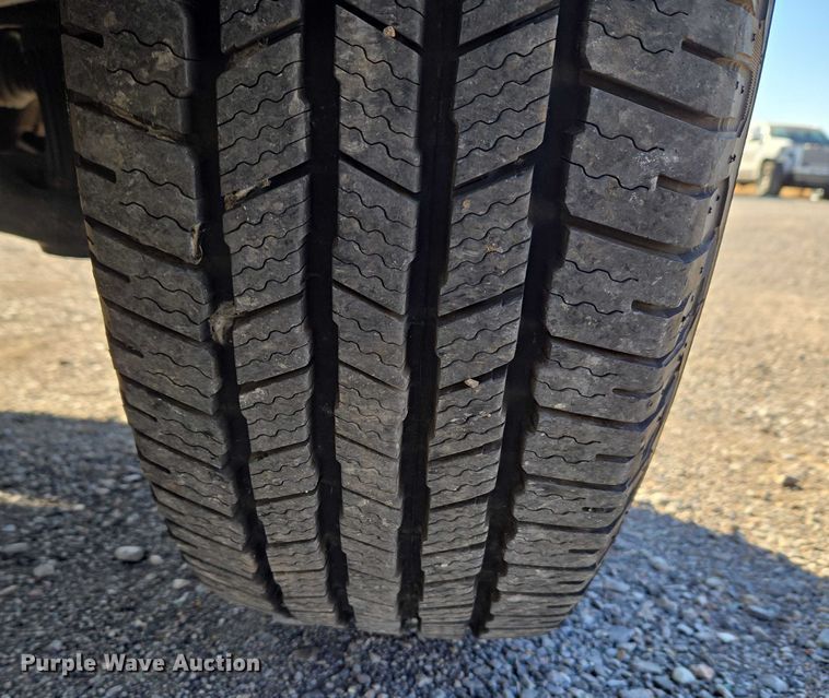 image for item ET1182 2019 Chevrolet Silverado 1500 Ext. Cab pickup truck