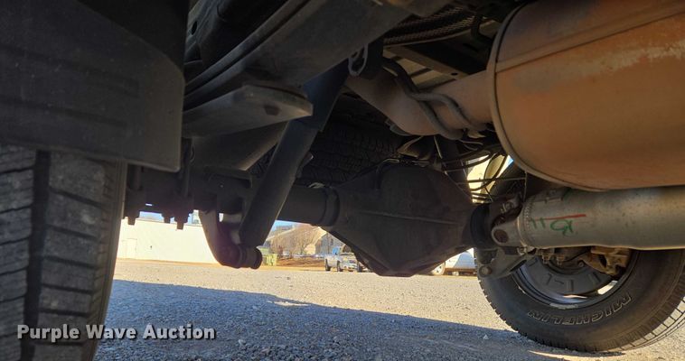 image for item ET1182 2019 Chevrolet Silverado 1500 Ext. Cab pickup truck