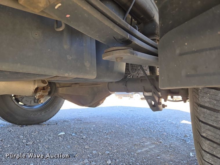 image for item ET1182 2019 Chevrolet Silverado 1500 Ext. Cab pickup truck