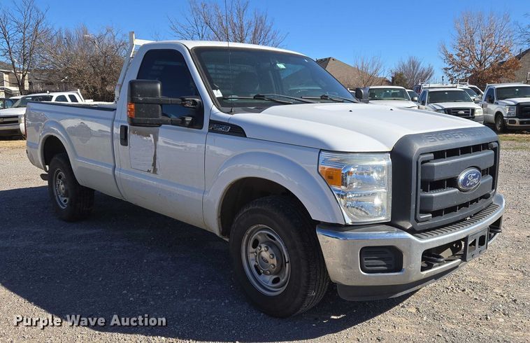 image for item ET1184 2016 Ford F250 Super Duty pickup truck