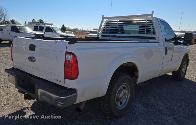 image for item ET1184 2016 Ford F250 Super Duty pickup truck