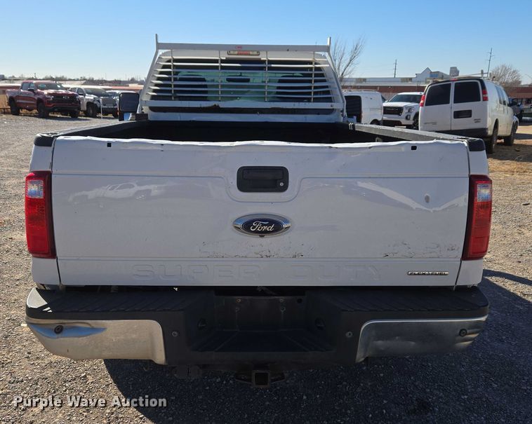 image for item ET1184 2016 Ford F250 Super Duty pickup truck