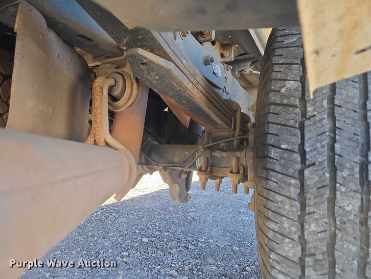 image for item ET1184 2016 Ford F250 Super Duty pickup truck