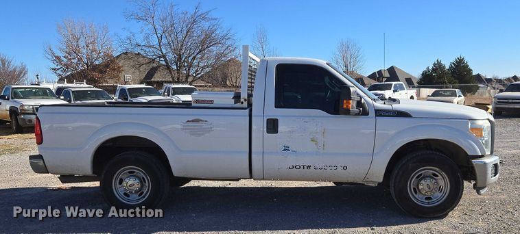 image for item ET1185 2015 Ford F250 Super Duty pickup truck