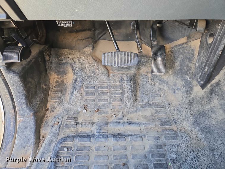 image for item ET1185 2015 Ford F250 Super Duty pickup truck