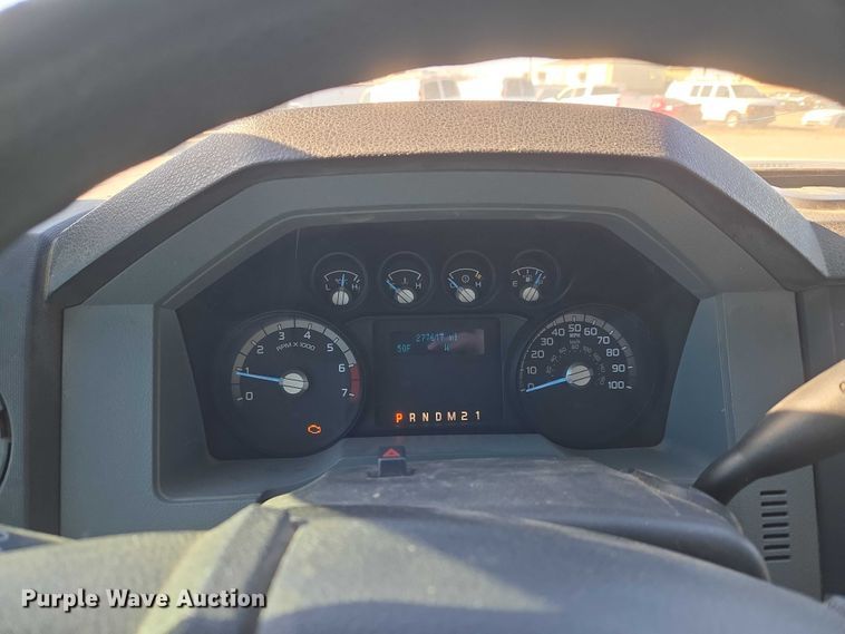 image for item ET1185 2015 Ford F250 Super Duty pickup truck