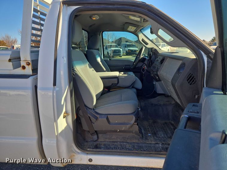 image for item ET1185 2015 Ford F250 Super Duty pickup truck