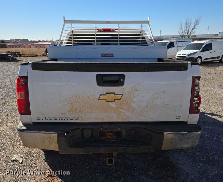 image for item ET1187 2007 Chevrolet Silverado 1500 Crew Cab pickup truck